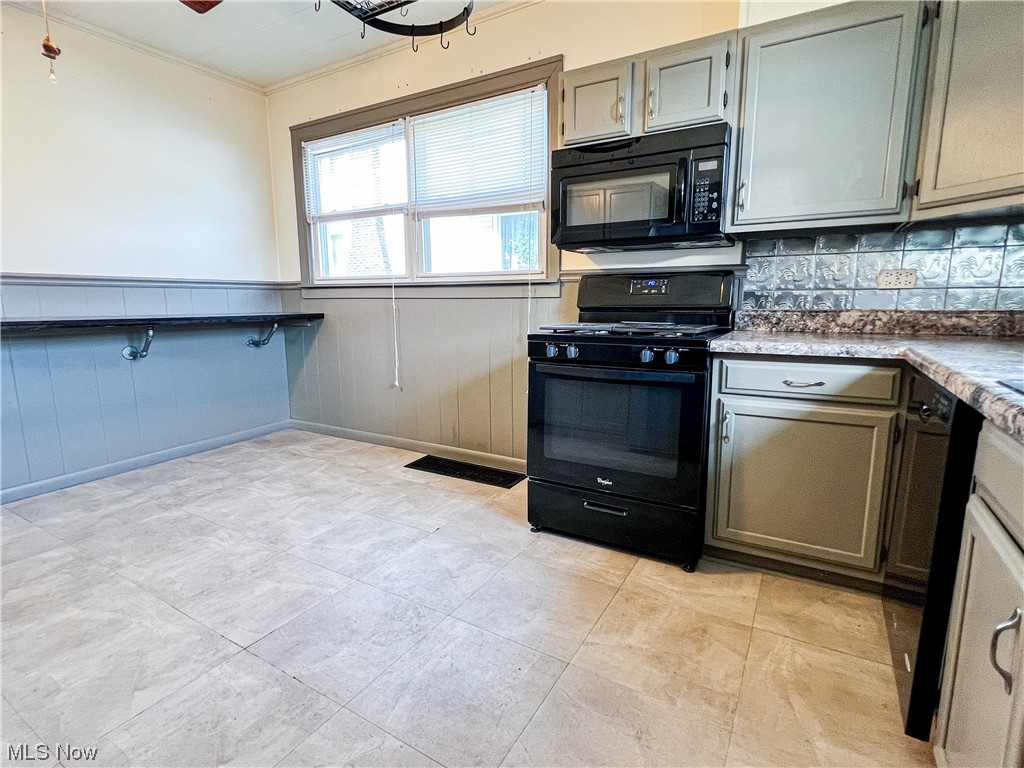 Saltsmans Fourth Add - Residential