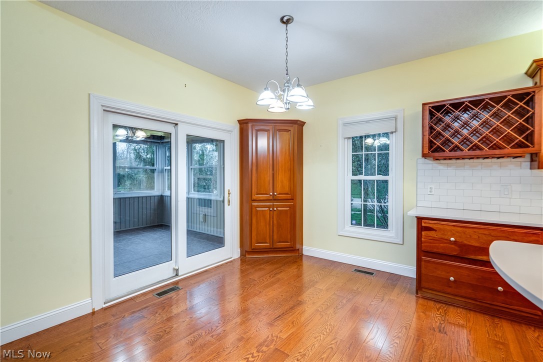 Villas/Saint James - Residential