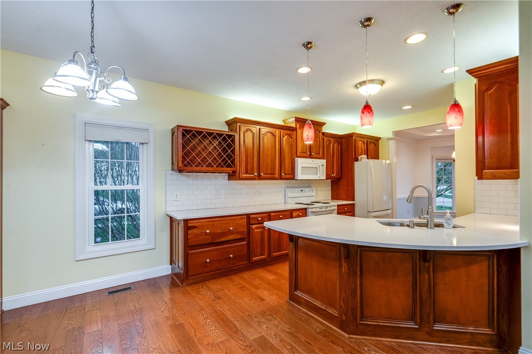 Villas/Saint James - Residential