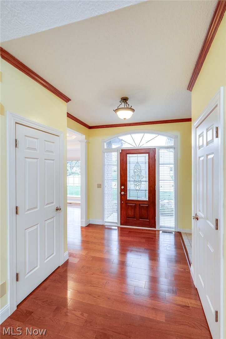 Villas/Saint James - Residential