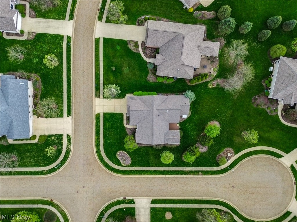 Villas/Saint James - Residential