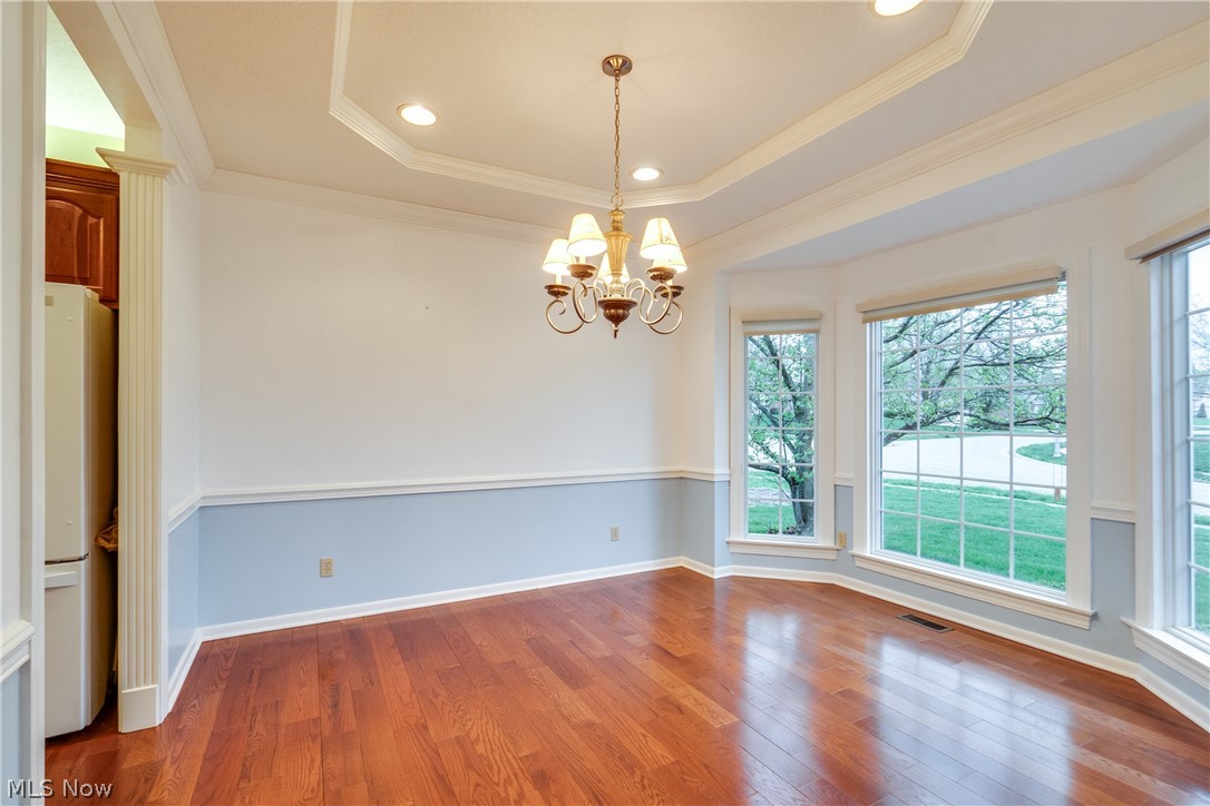 Villas/Saint James - Residential