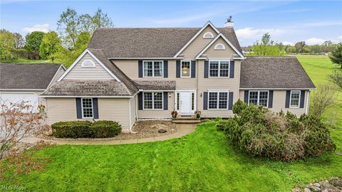 Homes For Sale - 14751 Aspen Hills Lane<br/> Burton, OH 44021