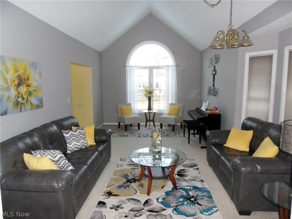 Summit Heights - Residential