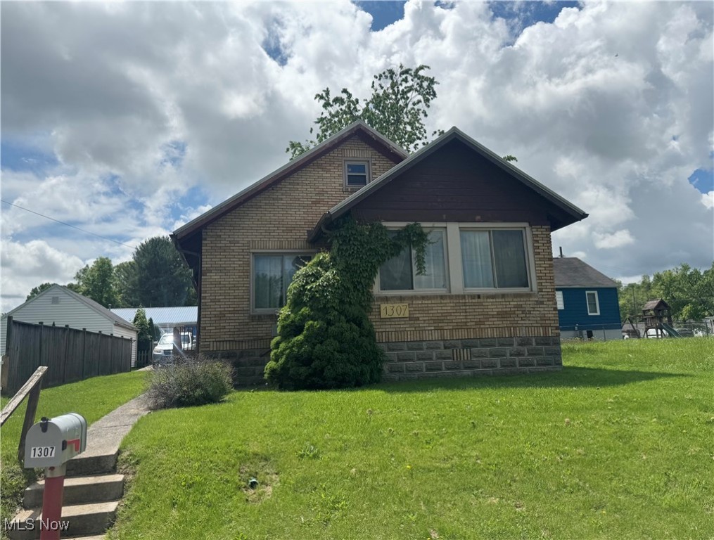 1307 Rayon Drive, Parkersburg, West Virginia image 1