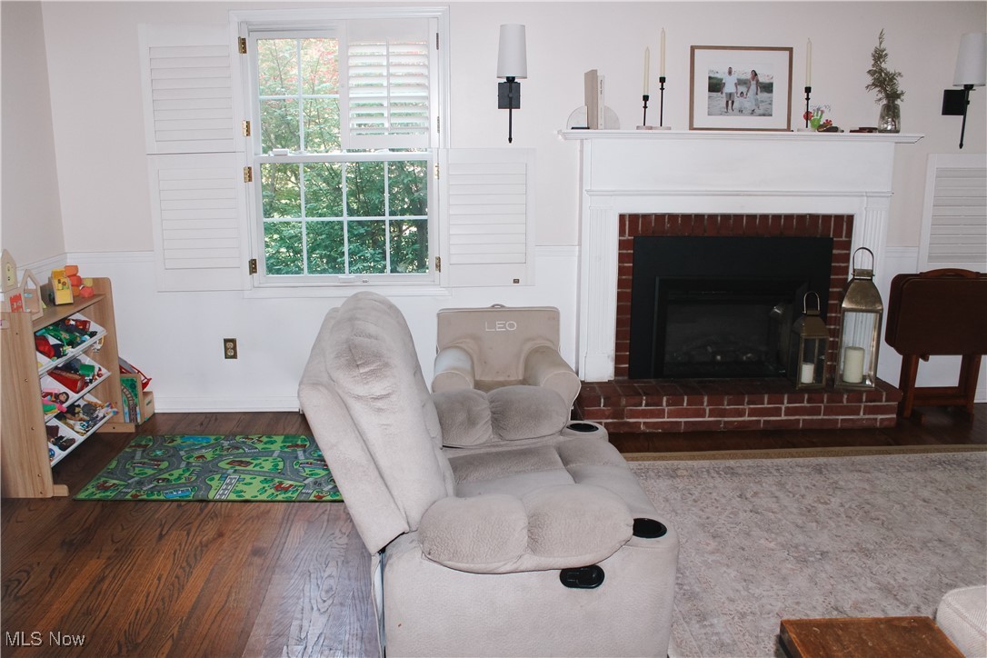 Aurora Acres - Residential