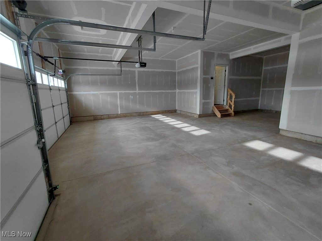 Photo of 3777 Golden Wood Way, Green, OH 44685 (MLS # 5184960)