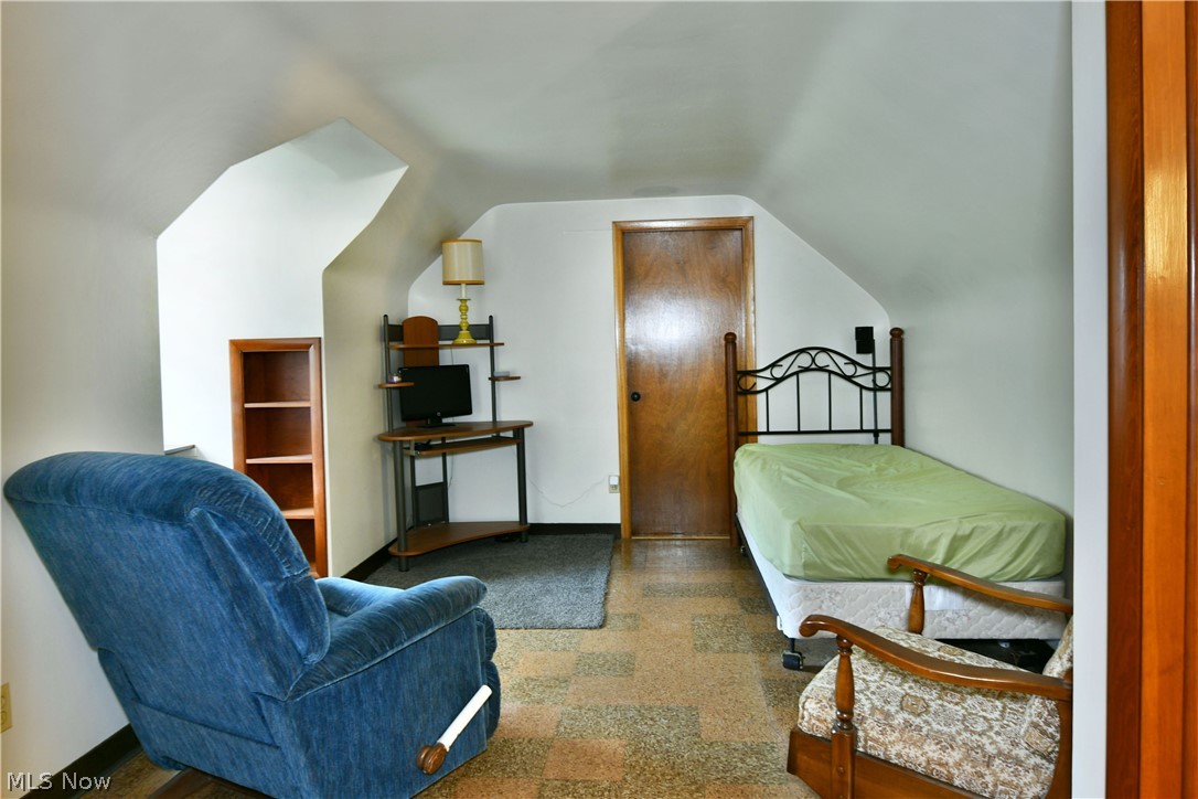 Abraham 3 - Residential