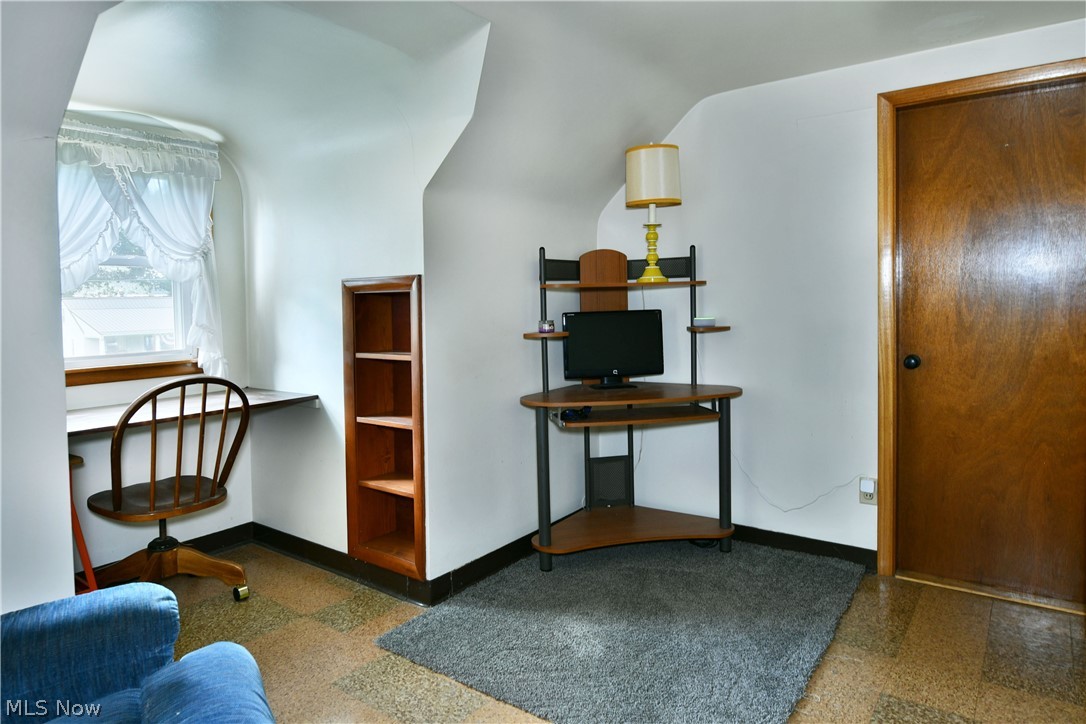 Abraham 3 - Residential