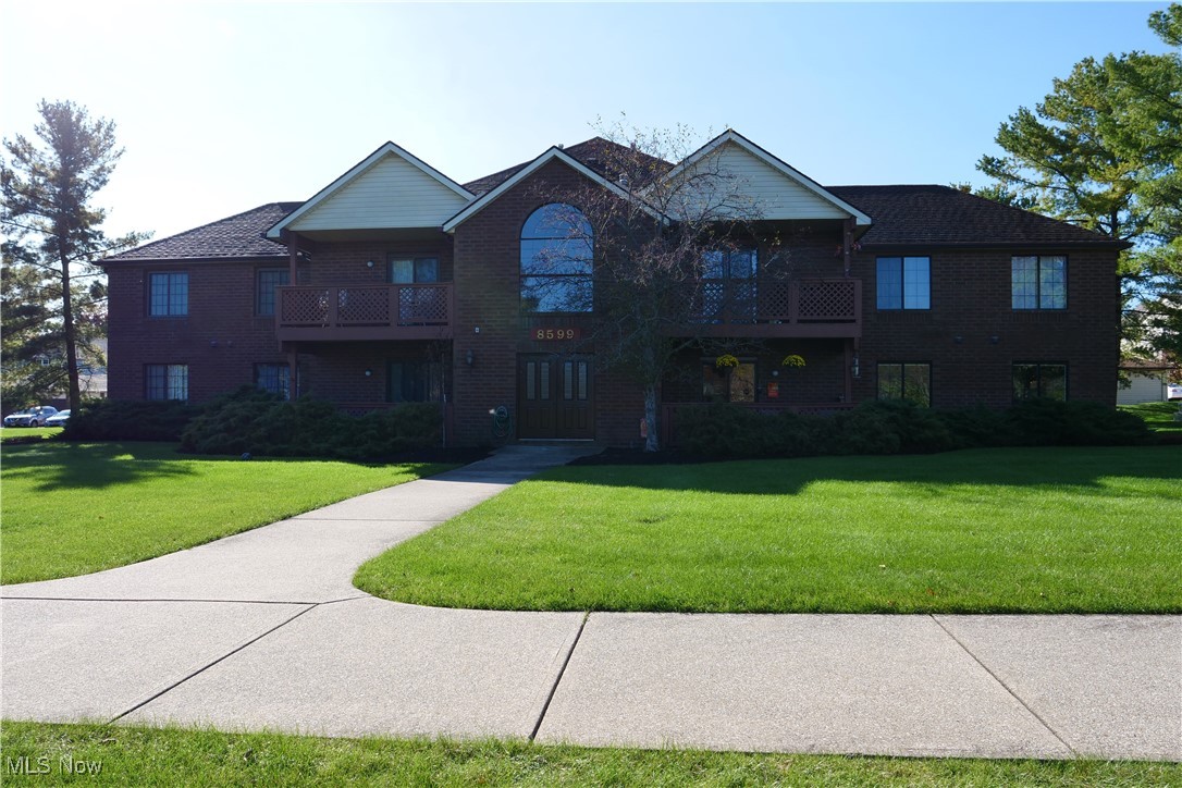 8599 Scenicview Drive #103, Broadview Heights, Ohio image 33