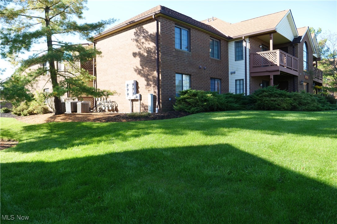 8599 Scenicview Drive #103, Broadview Heights, Ohio image 31