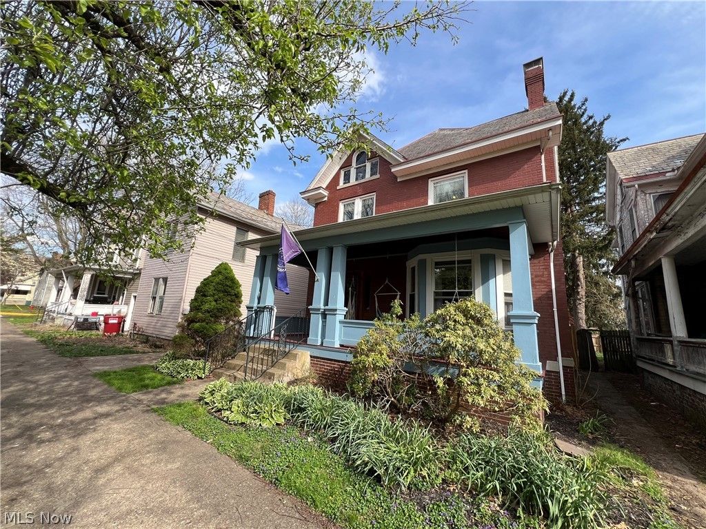 Photo of 514 Warren Street, Marietta, OH 45750 (MLS # 5200757)