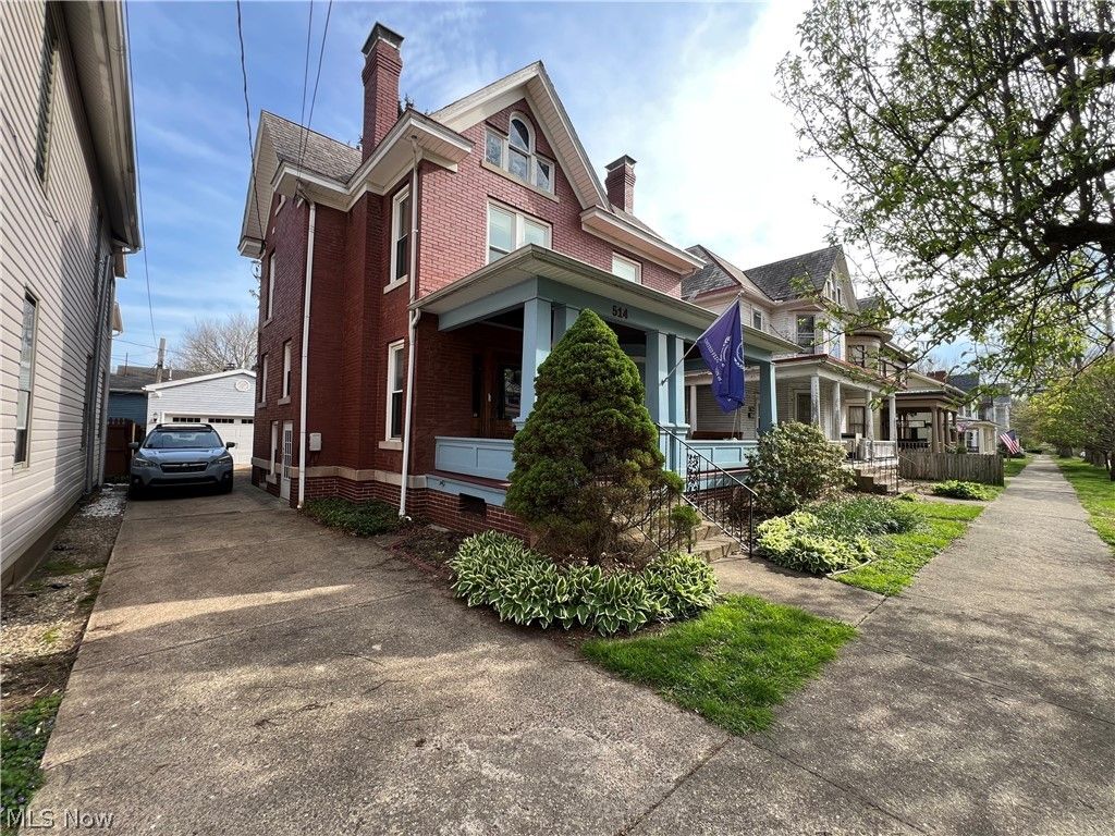 Photo of 514 Warren Street, Marietta, OH 45750 (MLS # 5200757)