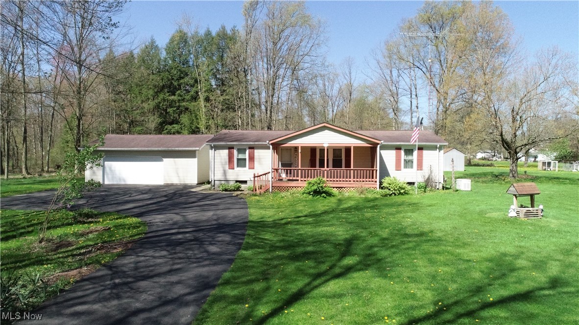2586 W River Road, Newton Falls, Ohio image 2