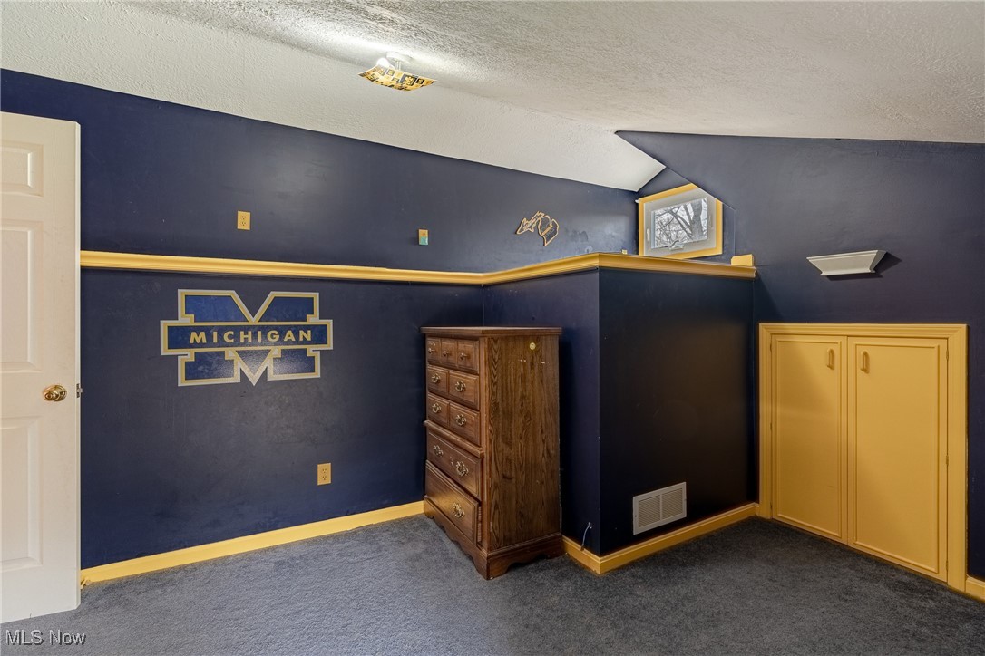 12560 Burton Heights Boulevard, Burton, Ohio image 21