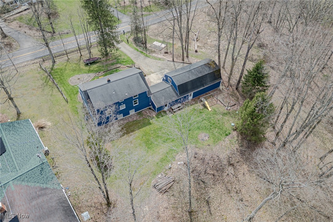 12560 Burton Heights Boulevard, Burton, Ohio image 26