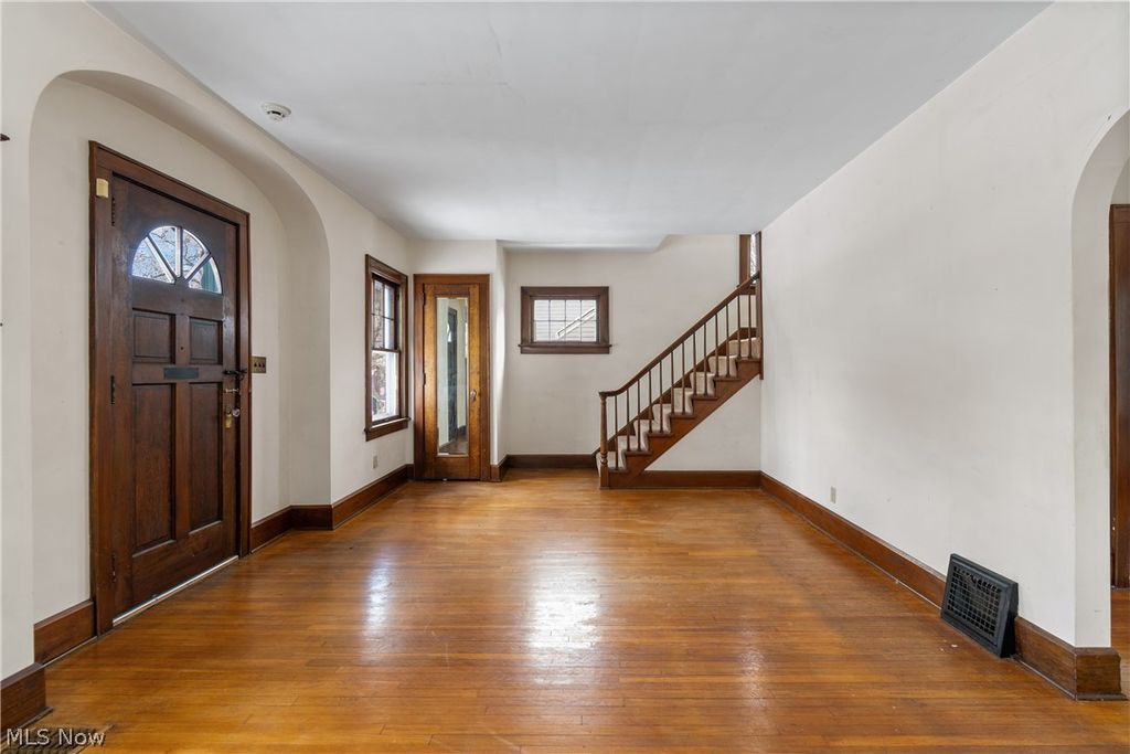 Photo of 1316 22nd Street NE, Canton, OH 44714 (MLS # 5194366)