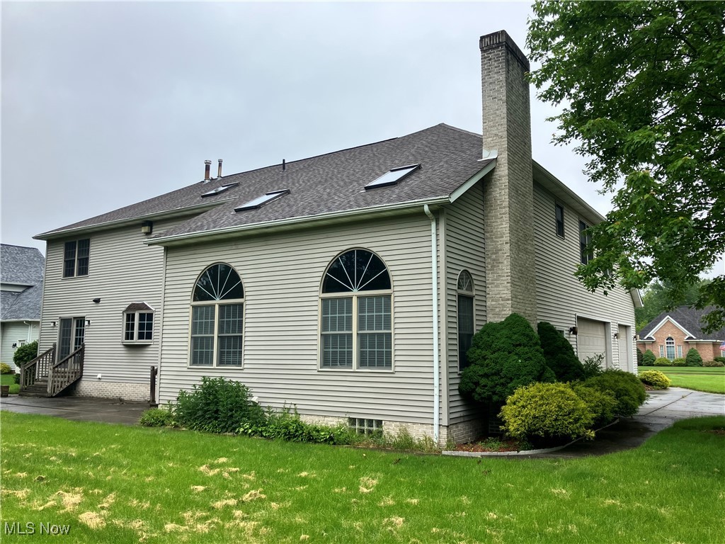 1254 Maxfli Drive, Akron, Ohio image 4