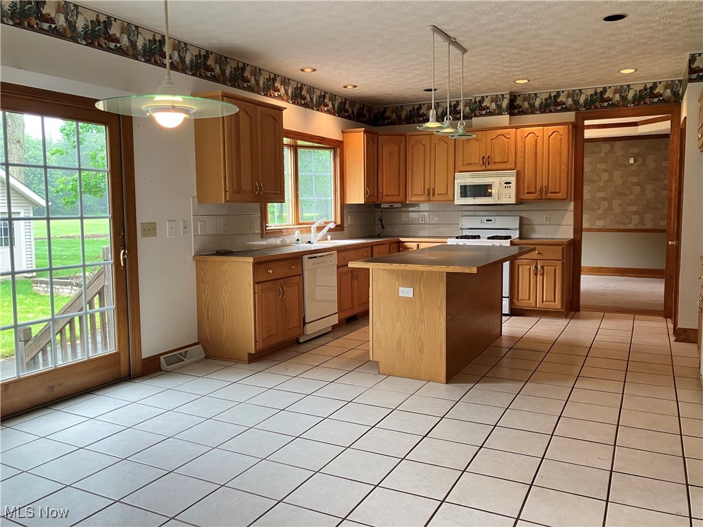1254 Maxfli Drive, Akron, Ohio image 13