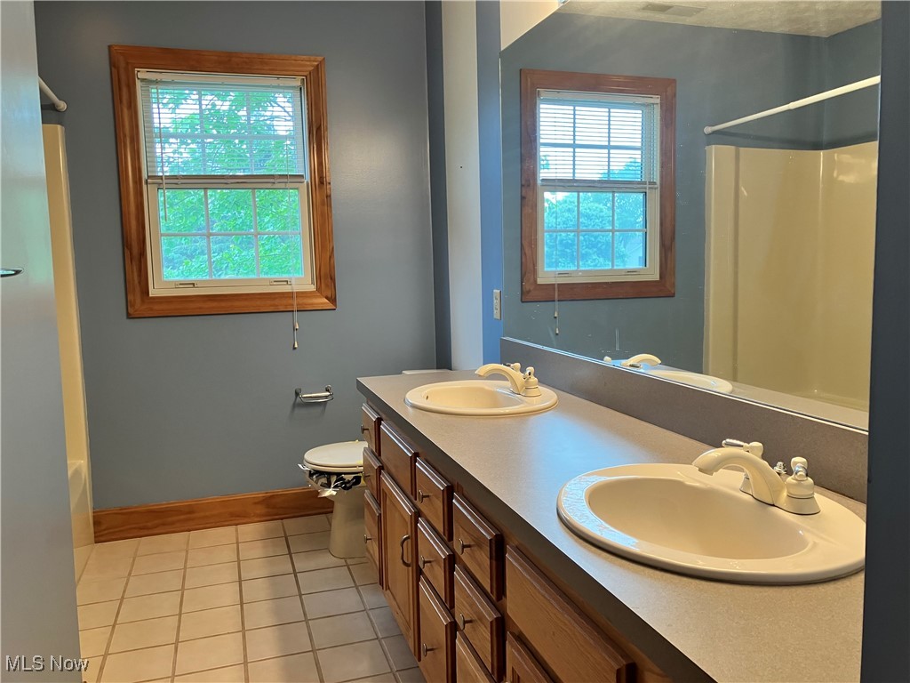 1254 Maxfli Drive, Akron, Ohio image 22