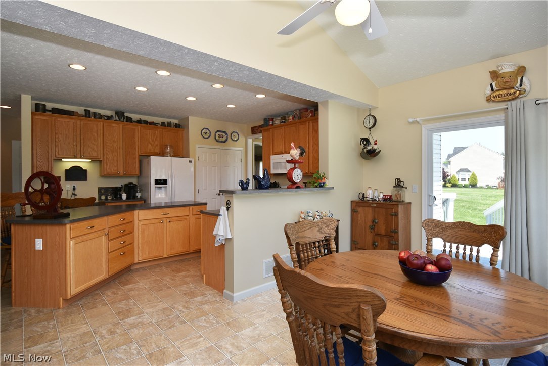 Meadow Lakes 02 - Residential