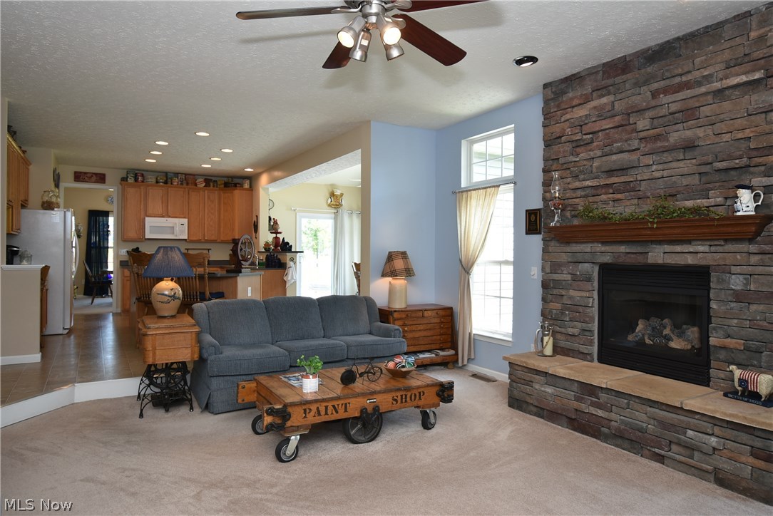 Meadow Lakes 02 - Residential