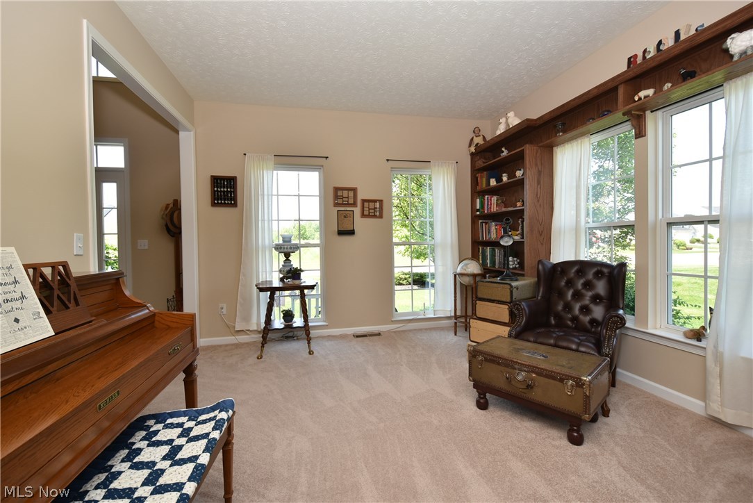 Meadow Lakes 02 - Residential