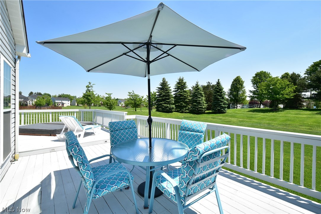 Meadow Lakes 02 - Residential