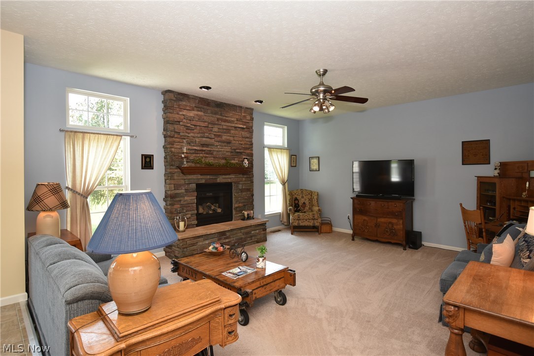 Meadow Lakes 02 - Residential