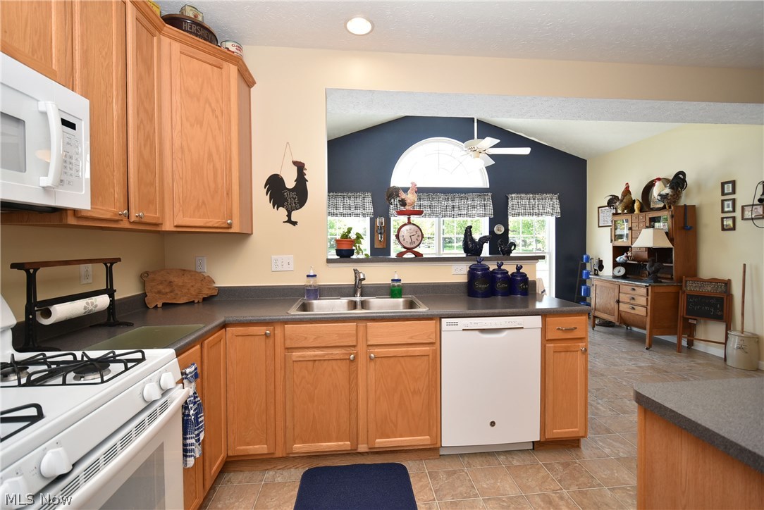 Meadow Lakes 02 - Residential