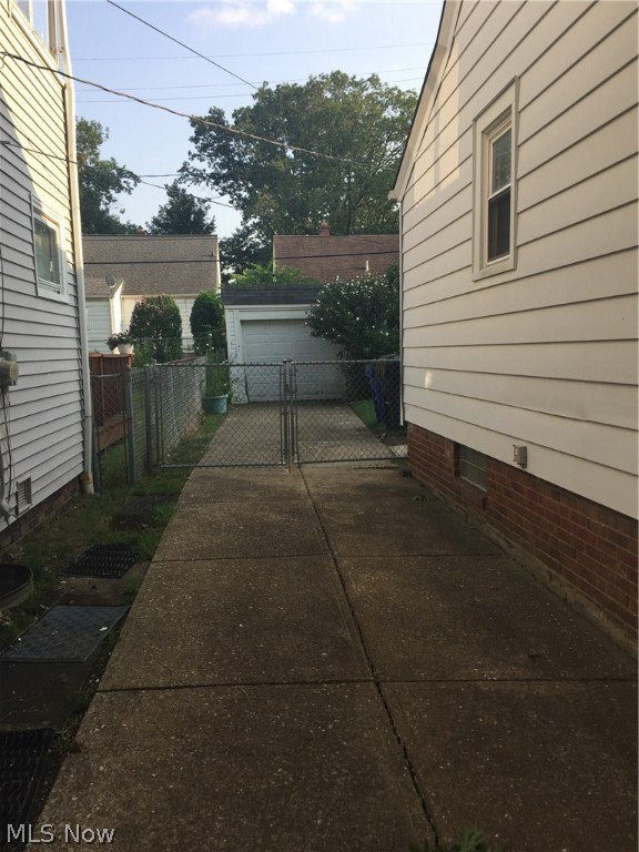 Selker-Himmel Inc Riverview Su - Residential