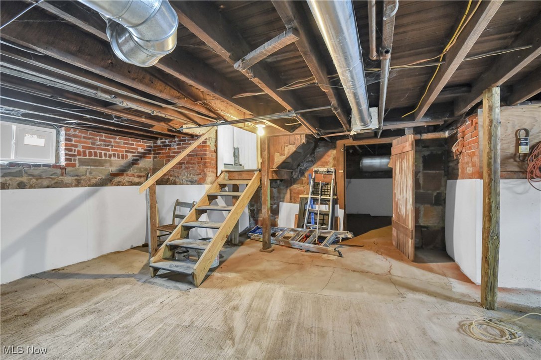 Heman Elys - Residential