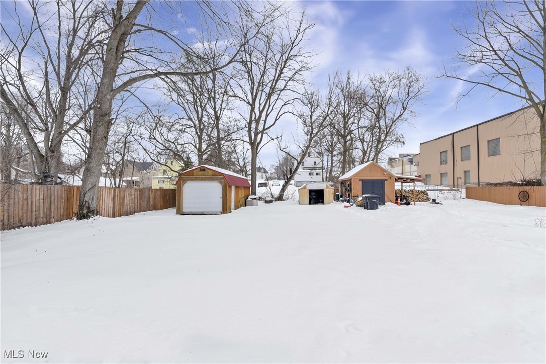 Heman Elys - Residential