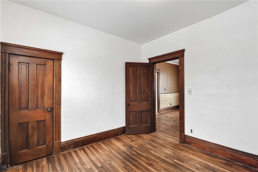 Heman Elys - Residential