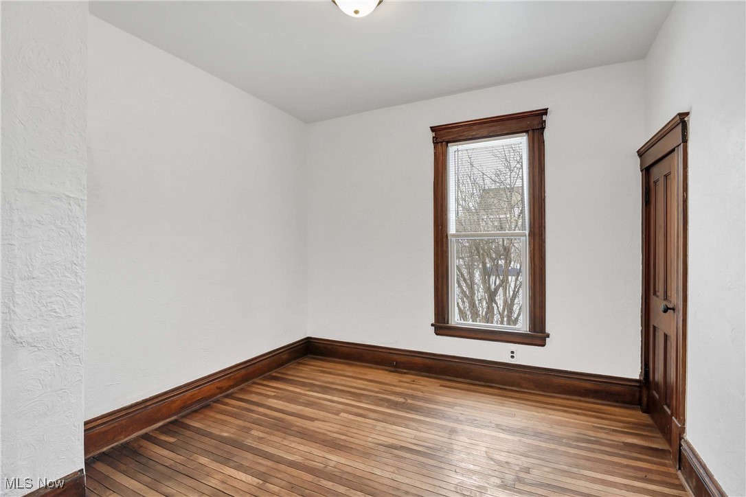 Heman Elys - Residential