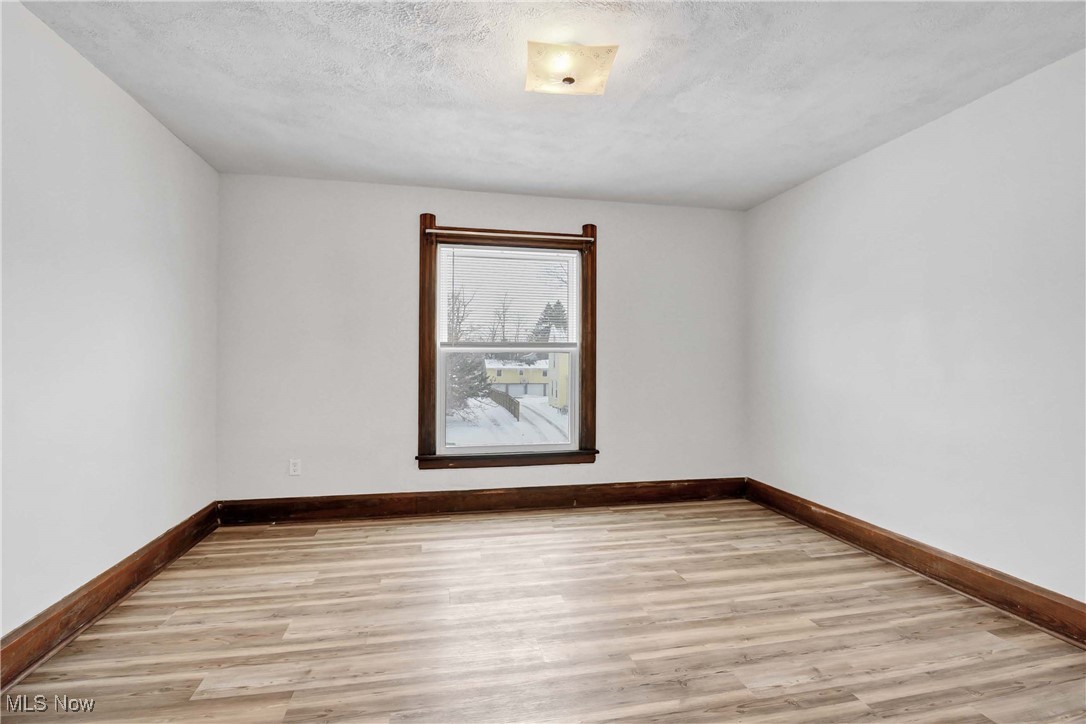 Heman Elys - Residential