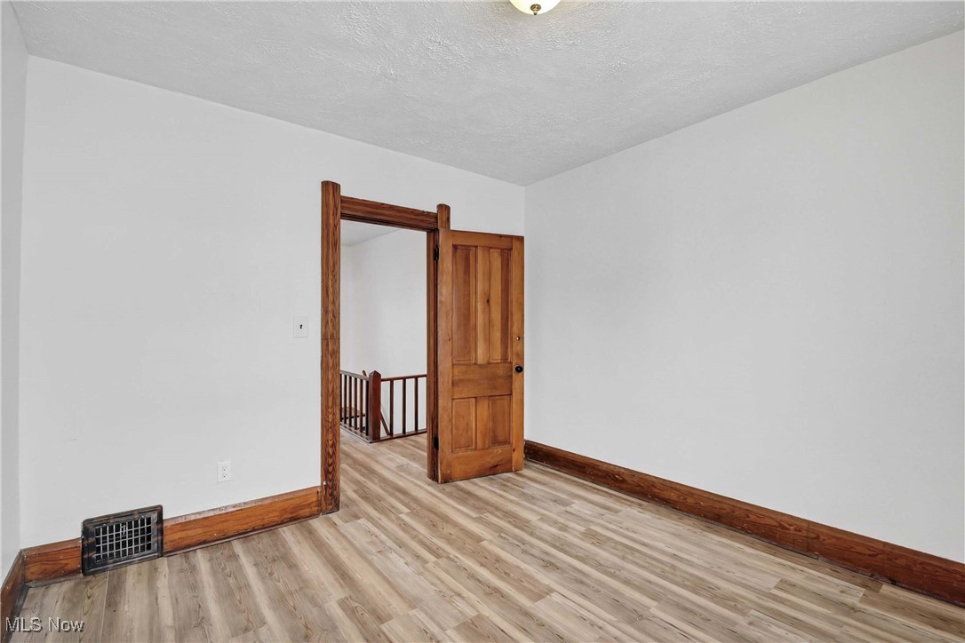 Heman Elys - Residential