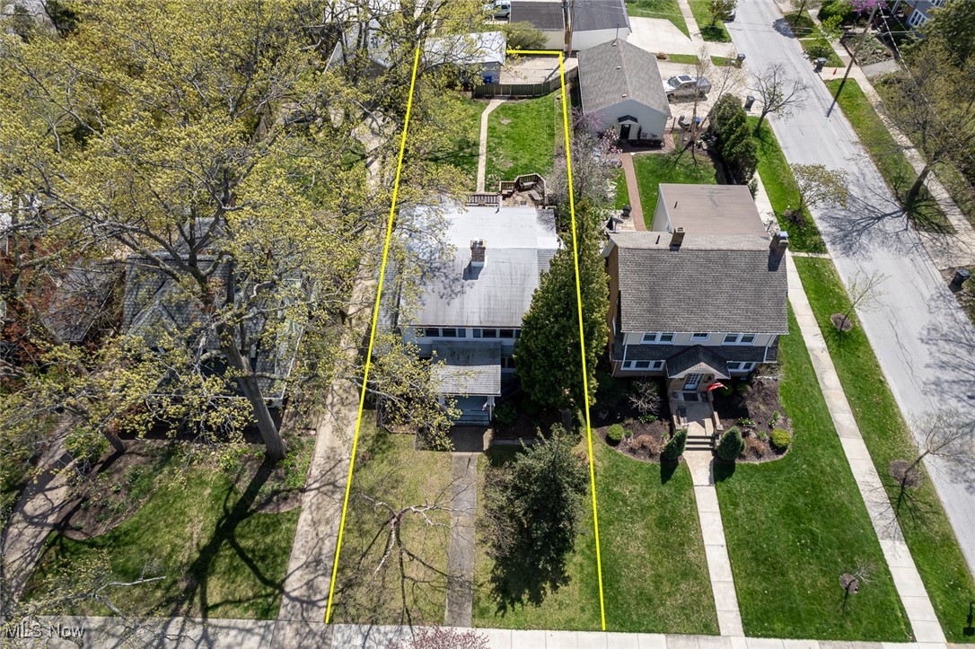 15617 Lake Avenue, Lakewood, Ohio image 36