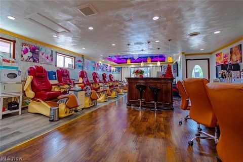 Tiny photo for 1028 Main Street, Follansbee, WV 26037 (MLS # 5189215)