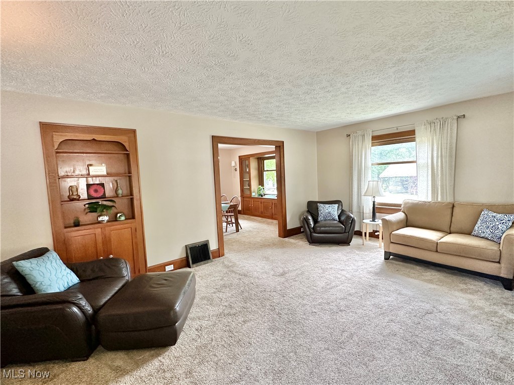 177 N Cleveland Avenue, Mogadore, Ohio image 7