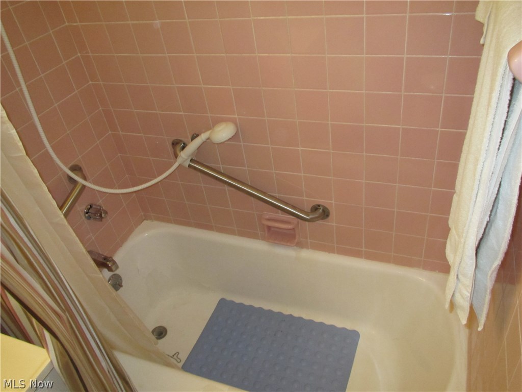 Berkshire Condo - Residential