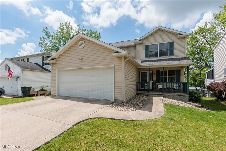 Welcome Home to this warm & spacious colonial on a quiet cul-de-sac in Wadsworth! Step into comfort with this beautifully maintained home offering generous living space and thoughtful updates throughout. Nice hardwood floors greet you in the foyer and continue into the inviting family room. The eat-in kitchen features ample cabinetry, a center island, plenty of prep space, and stainless steel appliances. A convenient half bath completes the main level. Upstairs, you’ll find the vaulted primary suite is a true retreat, boasting a walk-in closet and a private en-suite bath with a soaking tub and custom walk-in shower. Two additional comfortable bedrooms share a spacious second full bathroom. The full, recently finished basement with a half bath offers a great rec area, kid's play room, or simply additional living space. The recently added, composite deck, allows for a great space to entertain friends and family this Summer. Other updates include updated HVAC and appliances. Call today for your private showing!