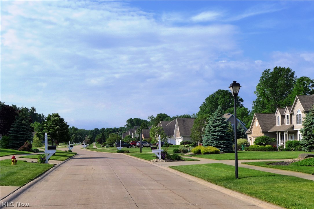 Blackbrook Golfview Estates 11 - Residential