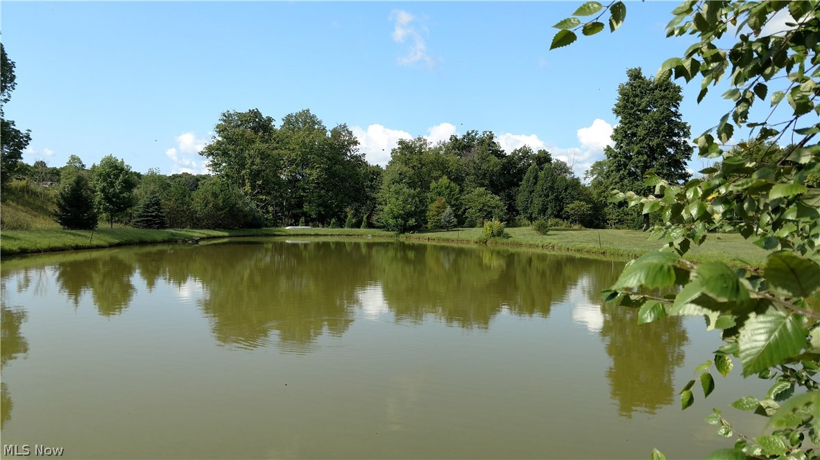 Village/Richfield 03 - Land