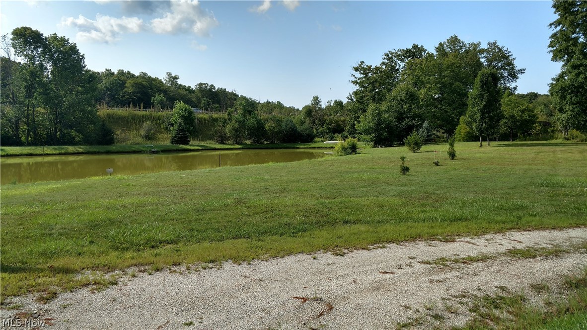 Village/Richfield 03 - Land