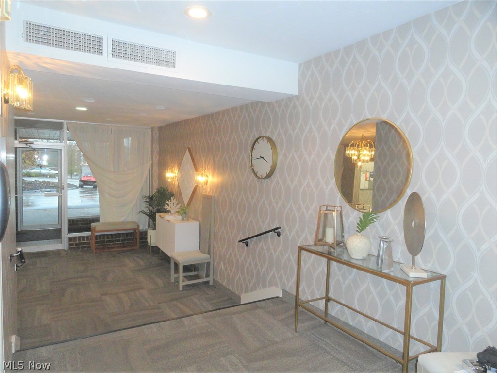 Silver Lake Towers Condo - Residential