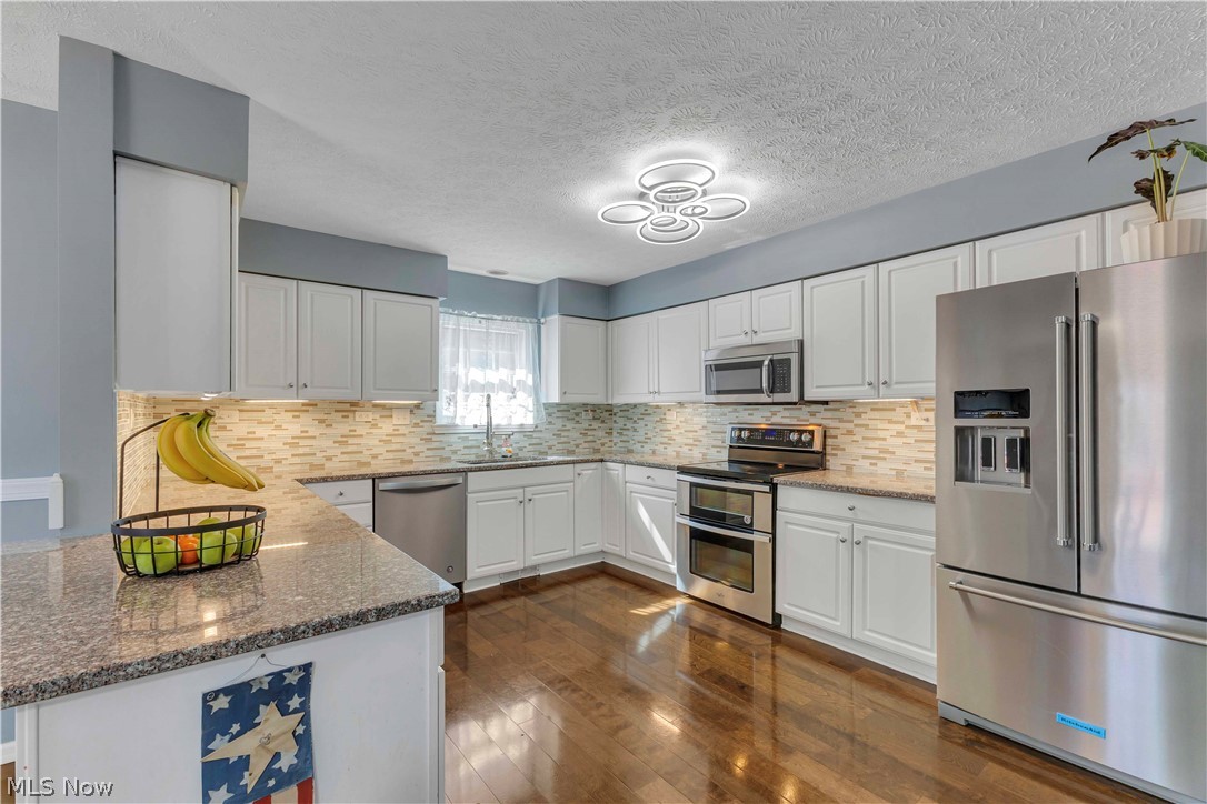 Homestead Vineyards - Residential