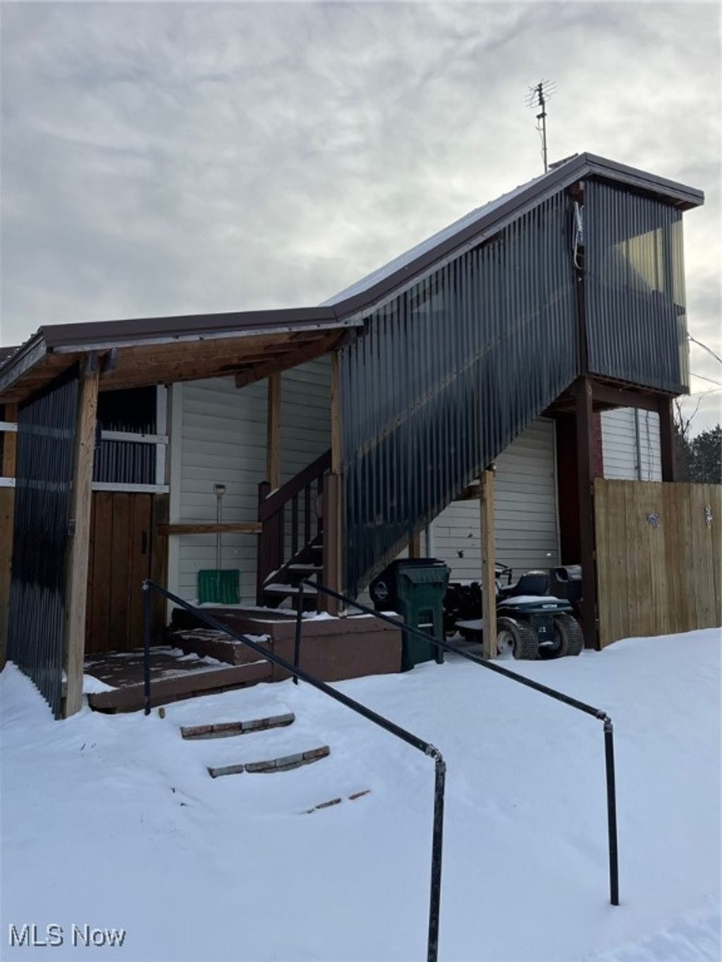 Photo of 3923 Richlawn Road, Richfield, OH 44286 (MLS # 5179124)