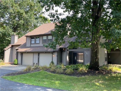 Condo For Sale - 1153 Red Tail Hawk Court #3<br/> Youngstown, OH 44512