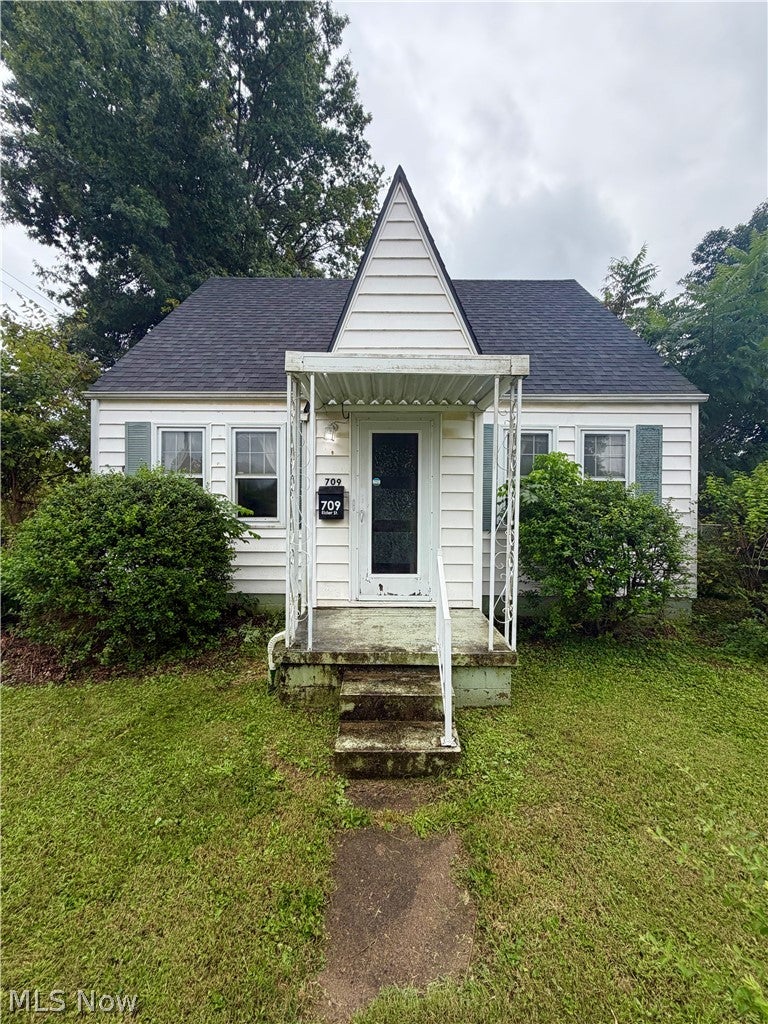 709 Elder Street